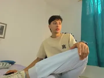 alessandro_dybala — big cum ale #cum #young #latino [764 tokens remaining]