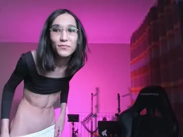 alison_marlowe — Your Tall Queen  #asian , #tall , #feet , #slim , #fit