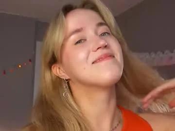 aluntick from Chaturbate