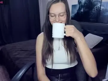 ayumicherry on Chaturbate