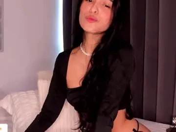 bella_musee on Chaturbate