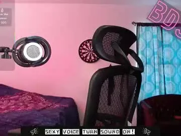 bi_master_mack — Cock out stroking. [1218 tokens left] Master is in! Kneel and serve your king. #master #daddy #findom #bear #beard