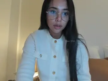 camilagomezz on Chaturbate