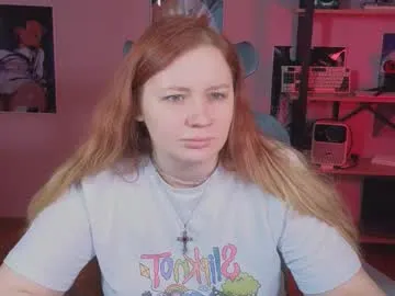 carolina_winter — GOAL: SPANKING TIME  <3 #redhead #nonude #lesbian #german #curvy [51 tokens remaining]