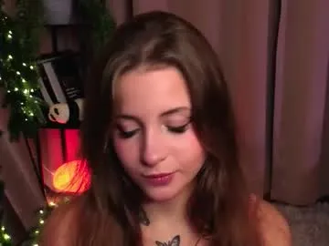 ceceliapidcock on Chaturbate