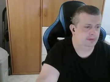 danysanchez1981 on Chaturbate