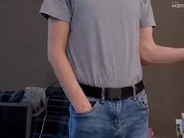 Freechat dilldough405 on Chaturbate