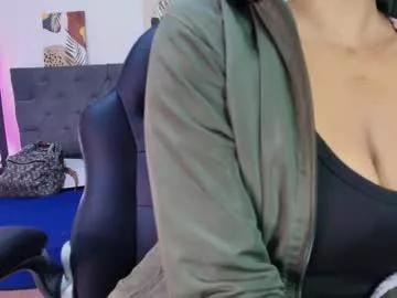 ellie_alves on Chaturbate
