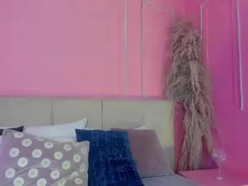 emelyy_carter on Chaturbate