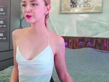foxblondiee from Chaturbate