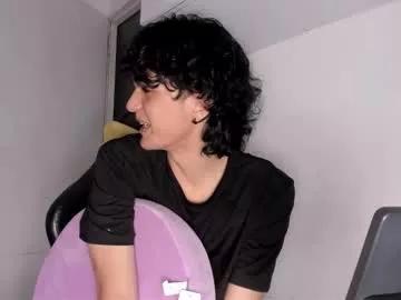 Freechat halan_jr on Chaturbate