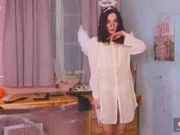 hotlaracroft from Chaturbate