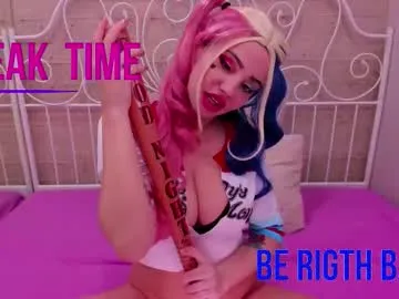 Freechat juliabeautiful on Chaturbate