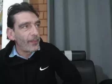 Freechat ladysarah101 on Chaturbate