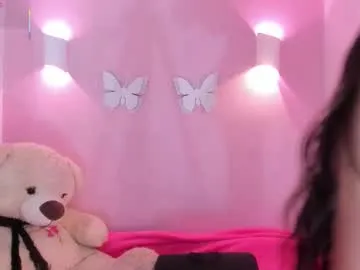 littlearii on Chaturbate