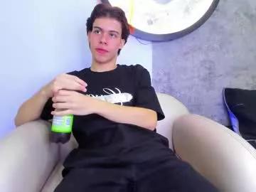 lucian_greyy from Chaturbate