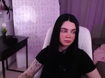 michela_fruet — GOAL: kneel & look at cam [66 tokens remaining] Obedient tuesday #feet #german #bdsm #slave #submissive