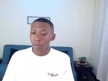 miiloo18 from Chaturbate