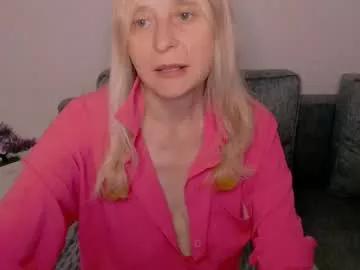 Freechat milanav on Chaturbate