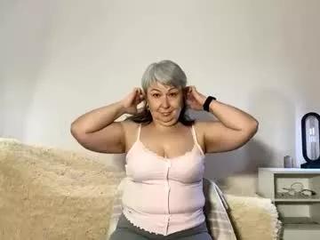 Freechat milf_charlotty on Chaturbate