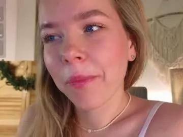 milly_shy on Chaturbate 