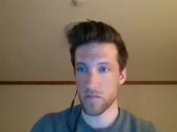 moms_little_monster on Chaturbate 