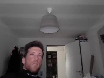 moms_little_monster on Chaturbate 