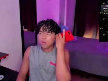 Freechat noah_smith04 on Chaturbate