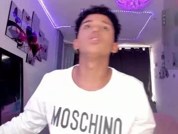 Freechat noah_smith04 on Chaturbate