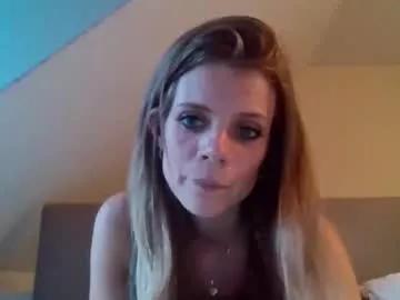 Freechat nudgemanalice69 on Chaturbate