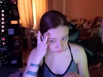 queen_kitty1818 on Chaturbate 