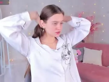 renesmy_black — GOAL: tits massage under top [27 tokens remaining] welcome to my hot show I like dirty talk, striptease, playing with dildo, orgasm #18 #skinny #daddysgirl #german #bigboobs