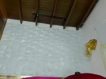 sara_collinnss on Chaturbate 
