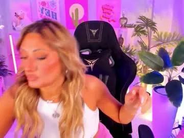 sarahholly on Chaturbate 