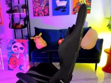 sarahholly on Chaturbate