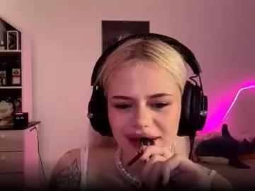 savannahpinet on Chaturbate
