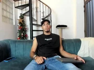 straight__friends on Chaturbate