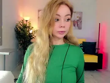 super_peach — Riding a dildo without panties [865 tokens left]  #anal #squirt #cam #submission #bigass