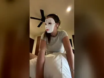 tipsytinkerbell on Chaturbate