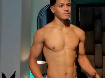 Freechat tony_petrov on Chaturbate