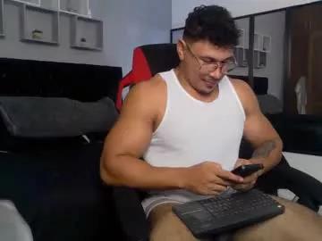Freechat tyler_hank1 on Chaturbate