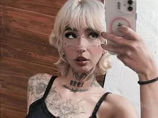 Klaire_Savage