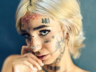 Klaire_Savage