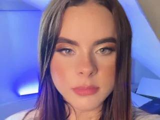 SamanthaaWoods