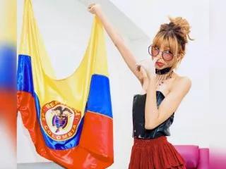TinaRoberts19