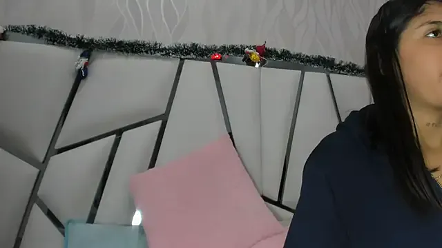 Freechat _aurora18_ on StripChat