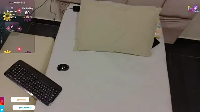 _Gretta — caress your ass