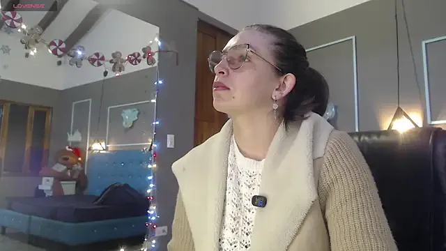 _isaabellaa on StripChat