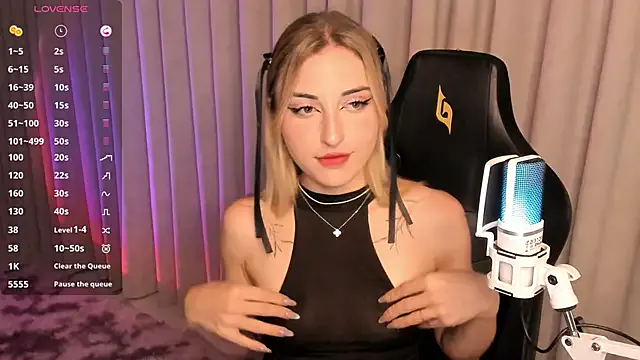 _LunaViolet_ — play with me