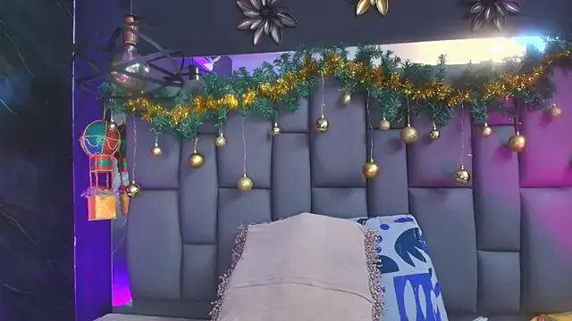 Freechat _MiaBrown_ on StripChat